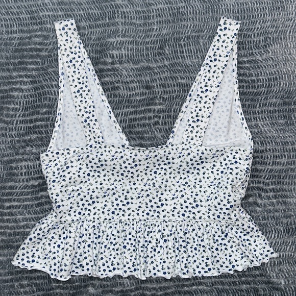 Floral crop top - Picture 2 of 3